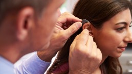 Montering av høreapparat
